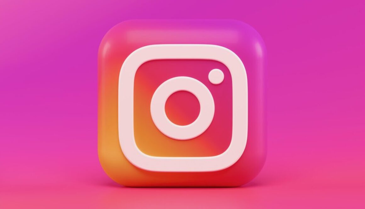 instagram logo pink and white illustration